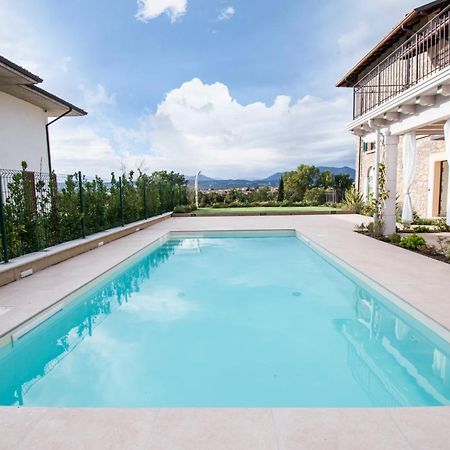 Luxus Gardoncino Apartment มาแนร์บา เดล การ์ดา ภายนอก รูปภาพ