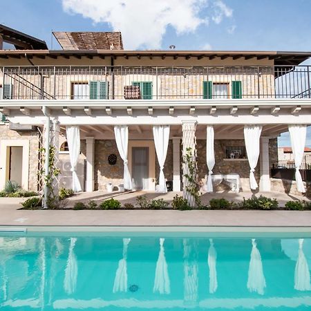 Luxus Gardoncino Apartment มาแนร์บา เดล การ์ดา ภายนอก รูปภาพ