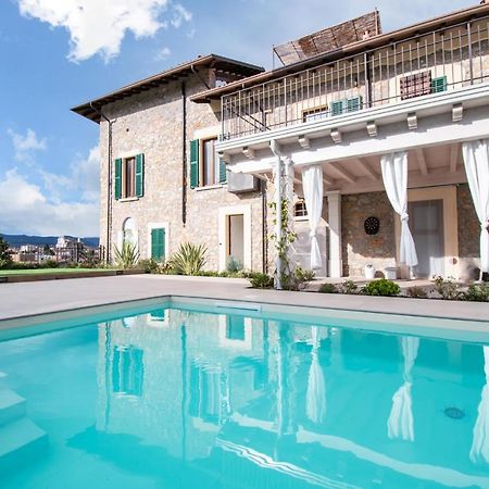 Luxus Gardoncino Apartment มาแนร์บา เดล การ์ดา ภายนอก รูปภาพ