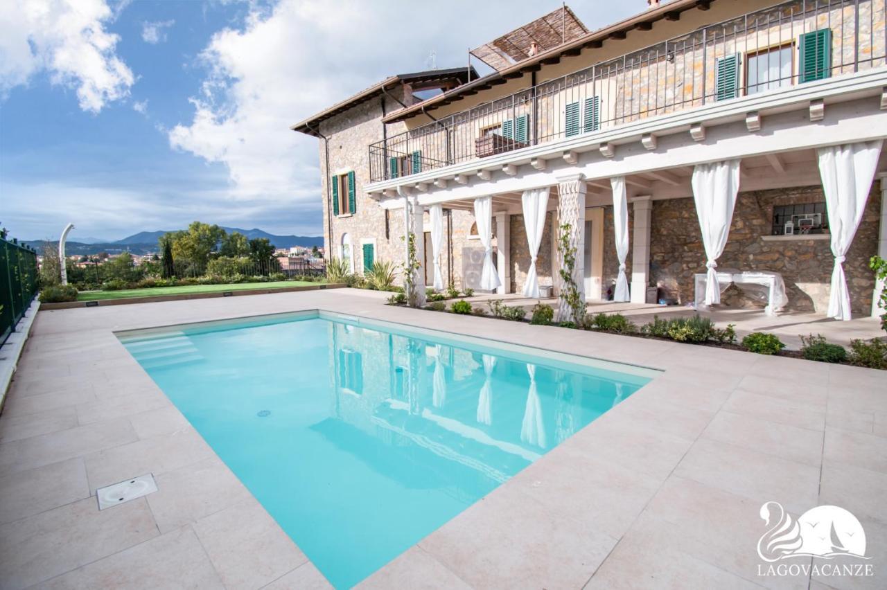 Luxus Gardoncino Apartment มาแนร์บา เดล การ์ดา ภายนอก รูปภาพ